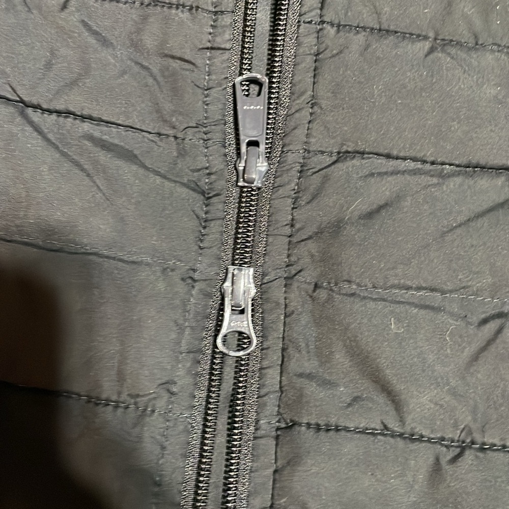 J.Jill Black Contoured Puffer vest -XS #0019 - Picture 5 of 10